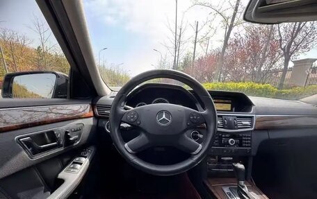 Mercedes-Benz E-Класс, 2011 год, 1 200 000 рублей, 10 фотография