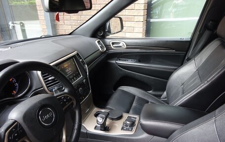 Jeep Grand Cherokee, 2013 год, 2 700 000 рублей, 21 фотография