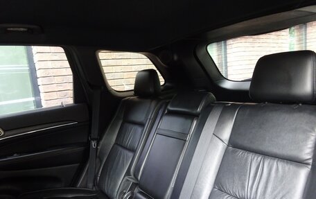 Jeep Grand Cherokee, 2013 год, 2 700 000 рублей, 29 фотография