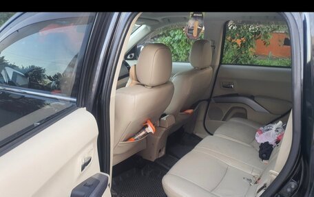 Mitsubishi Outlander III рестайлинг 3, 2008 год, 1 150 000 рублей, 6 фотография