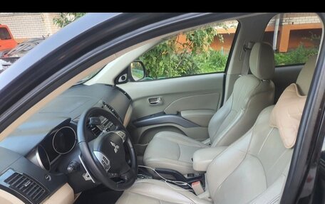 Mitsubishi Outlander III рестайлинг 3, 2008 год, 1 150 000 рублей, 9 фотография
