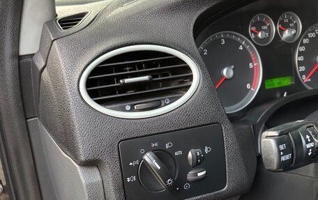 Ford Focus II рестайлинг, 2005 год, 555 000 рублей, 8 фотография