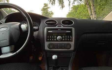 Ford Focus II рестайлинг, 2005 год, 555 000 рублей, 17 фотография