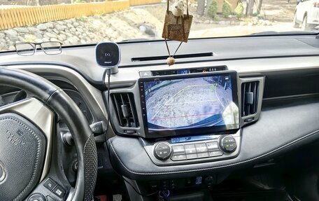 Toyota RAV4, 2013 год, 1 700 000 рублей, 2 фотография