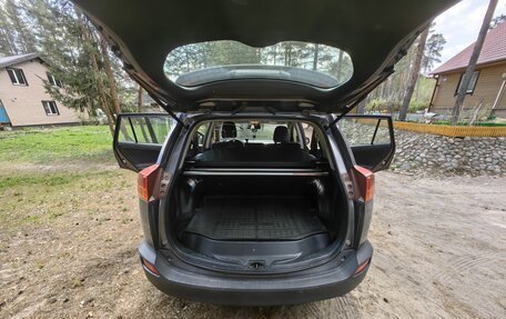 Toyota RAV4, 2013 год, 1 700 000 рублей, 11 фотография