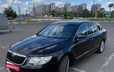 Skoda Superb III рестайлинг, 2010 год, 850 000 рублей, 2 фотография