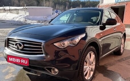 Infiniti FX II, 2012 год, 1 780 000 рублей, 2 фотография