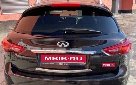 Infiniti FX II, 2012 год, 1 780 000 рублей, 11 фотография