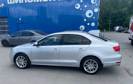 Volkswagen Jetta VI, 2013 год, 850 000 рублей, 6 фотография