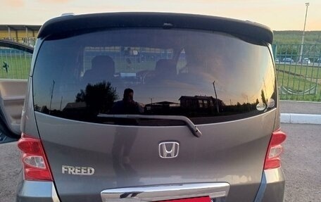 Honda Freed I, 2008 год, 870 000 рублей, 7 фотография