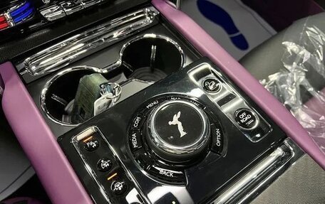 Rolls-Royce Cullinan, 2022 год, 33 740 000 рублей, 5 фотография