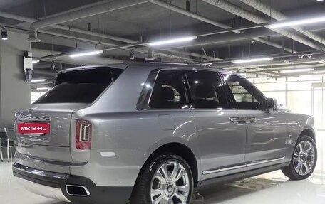 Rolls-Royce Cullinan, 2022 год, 33 740 000 рублей, 3 фотография