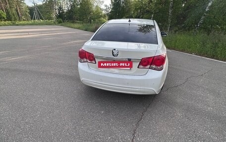 Chevrolet Cruze II, 2013 год, 670 000 рублей, 2 фотография