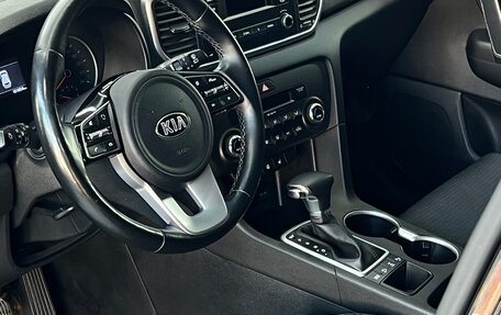 KIA Sportage IV рестайлинг, 2020 год, 2 250 000 рублей, 9 фотография