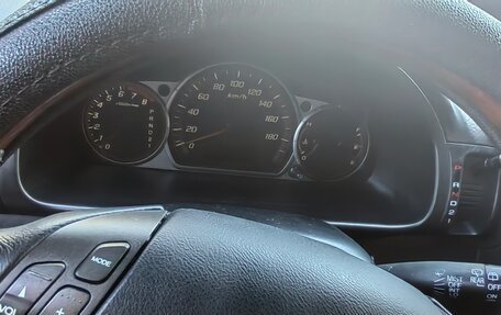 Honda CR-V II рестайлинг, 2004 год, 900 000 рублей, 2 фотография