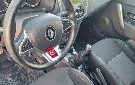 Renault Sandero II рестайлинг, 2018 год, 1 000 000 рублей, 9 фотография