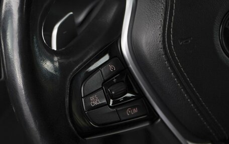 BMW 5 серия, 2018 год, 2 689 000 рублей, 13 фотография