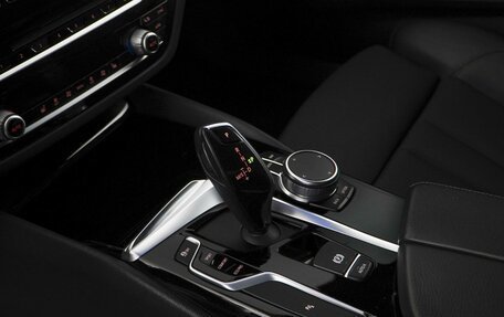 BMW 5 серия, 2018 год, 2 689 000 рублей, 15 фотография