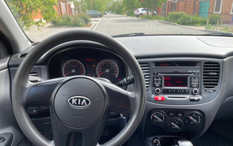 KIA Rio II, 2010 год, 760 000 рублей, 9 фотография