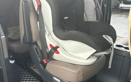 Mercedes-Benz V-Класс, 2019 год, 8 100 000 рублей, 4 фотография