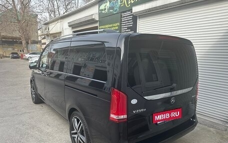 Mercedes-Benz V-Класс, 2019 год, 8 100 000 рублей, 2 фотография