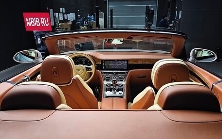 Bentley Continental GT III, 2022 год, 29 000 000 рублей, 9 фотография