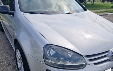 Volkswagen Golf V, 2004 год, 710 000 рублей, 2 фотография