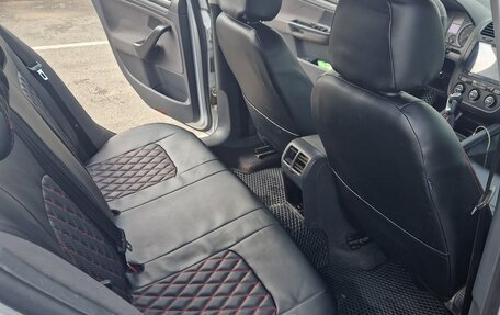Volkswagen Golf V, 2004 год, 710 000 рублей, 15 фотография
