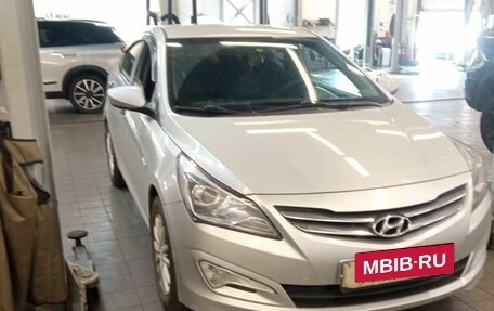 Hyundai Solaris II рестайлинг, 2016 год, 854 000 рублей, 2 фотография