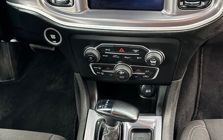 Dodge Charger, 2020 год, 3 800 000 рублей, 22 фотография