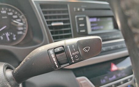 Hyundai Elantra VI рестайлинг, 2017 год, 1 217 000 рублей, 11 фотография