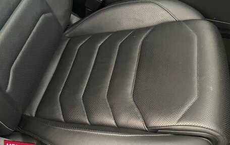Volkswagen Touareg III, 2018 год, 4 650 000 рублей, 11 фотография