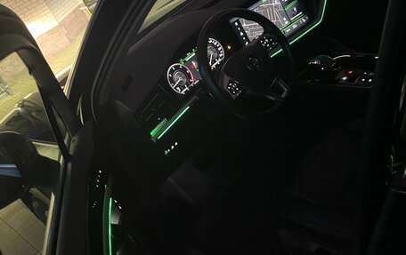 Volkswagen Touareg III, 2018 год, 4 650 000 рублей, 19 фотография