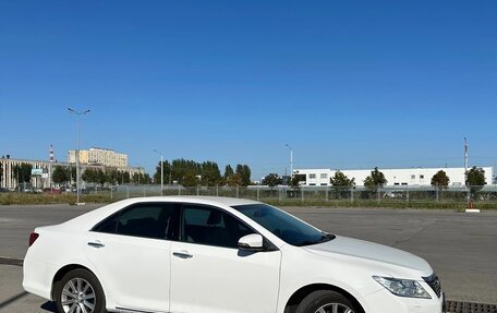 Toyota Camry, 2014 год, 1 900 000 рублей, 4 фотография