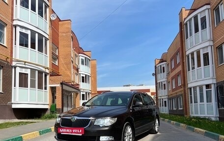 Skoda Superb III рестайлинг, 2012 год, 1 000 000 рублей, 8 фотография