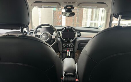 MINI Hatch, 2022 год, 2 750 000 рублей, 6 фотография