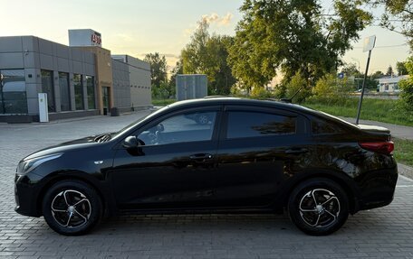 KIA Rio IV, 2017 год, 1 200 000 рублей, 2 фотография