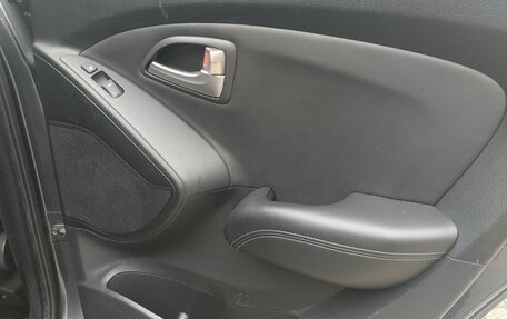 Hyundai ix35 I рестайлинг, 2011 год, 1 150 000 рублей, 12 фотография