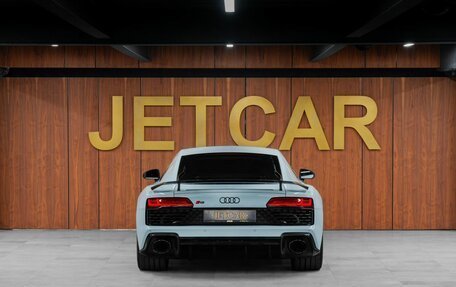 Audi R8, 2021 год, 21 875 000 рублей, 6 фотография