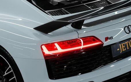 Audi R8, 2021 год, 21 875 000 рублей, 8 фотография