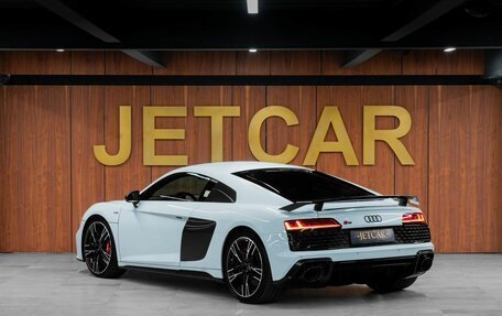 Audi R8, 2021 год, 21 875 000 рублей, 7 фотография