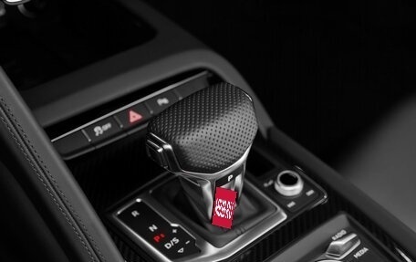 Audi R8, 2021 год, 21 875 000 рублей, 23 фотография