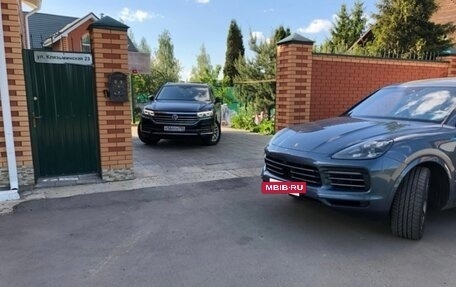 Volkswagen Touareg III, 2018 год, 5 800 000 рублей, 2 фотография