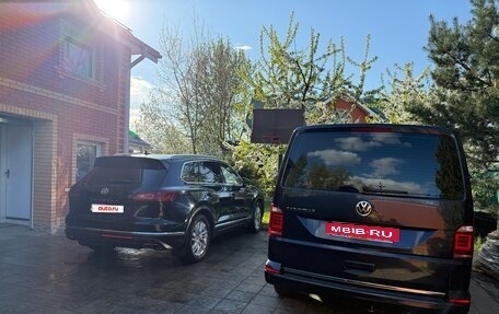 Volkswagen Touareg III, 2018 год, 5 800 000 рублей, 7 фотография
