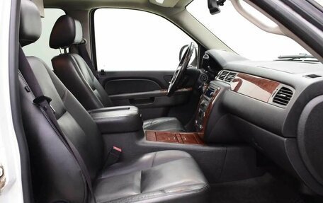 Chevrolet Tahoe III, 2011 год, 1 485 000 рублей, 13 фотография