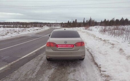 Volkswagen Jetta VI, 2012 год, 860 000 рублей, 4 фотография