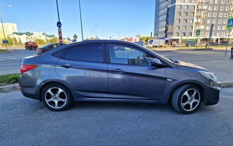 Hyundai Solaris II рестайлинг, 2012 год, 650 000 рублей, 2 фотография