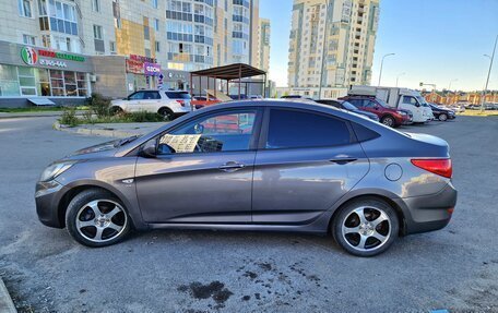 Hyundai Solaris II рестайлинг, 2012 год, 650 000 рублей, 10 фотография
