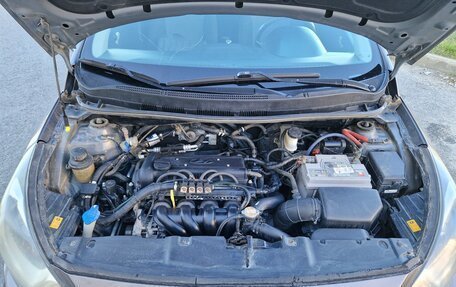 Hyundai Solaris II рестайлинг, 2012 год, 650 000 рублей, 16 фотография