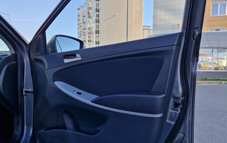 Hyundai Solaris II рестайлинг, 2012 год, 650 000 рублей, 25 фотография